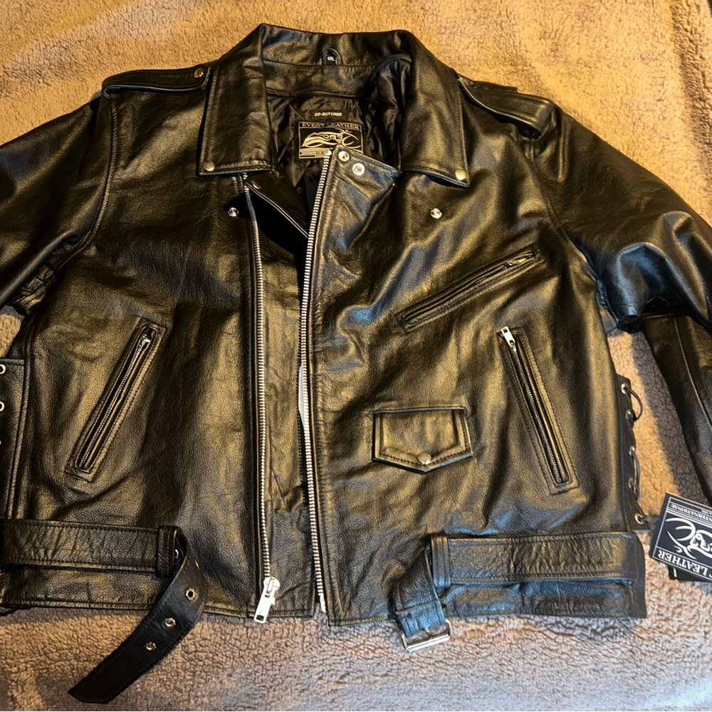 Brand new with tag men’s size 4XL leather motorcycle coat with zip out liner